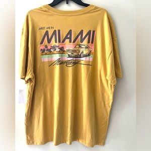 🆕 Ford Mustang Miami T-shirt size XL